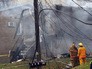 Пожарные США на месте крушения самолёта Пожарные США на месте крушения самолёта