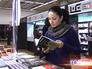 Посетитель ярмарки интеллектуальной литературы нон-фикшн Посетитель ярмарки интеллектуальной литературы нон-фикшн