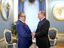 Президент России Владимир Путин и художественный руководитель Московского государственного театра эстрады Геннадий Хазанов Президент России Владимир Путин и художественный руководитель Московского государственного театра эстрады Геннадий Хазанов