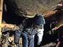 Следственные действии на месте возгорания в бане, где погибли подростки Следственные действии на месте возгорания в бане, где погибли подростки