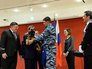 Заместитель министра внутренних дел РФ Игорь Зубов и посол Франции в России Жан-Морис Рипер во время церемонии передачи в дар французской полиции щенка Добрыни в посольстве Франции в Москве Заместитель министра внутренних дел РФ Игорь Зубов и посол Франции в России Жан-Морис Рипер во время церемонии передачи в дар французской полиции щенка Добрыни в посольстве Франции в Москве