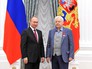 Президент России Владимир Путин и худрук – директор Московского художественного театра имени А.П.Чехова Олег Табаков Президент России Владимир Путин и худрук – директор Московского художественного театра имени А.П.Чехова Олег Табаков