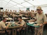 Военнослужащие России обедают на базе Хмеймим в Сирии Военнослужащие России обедают на базе Хмеймим в Сирии