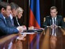 Председатель правительства РФ Дмитрий Медведев проводит в подмосковной резиденции "Горки" совещание с вице-премьерами РФ Председатель правительства РФ Дмитрий Медведев проводит в подмосковной резиденции "Горки" совещание с вице-премьерами РФ