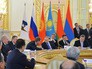 Президент России Владимир Путин на заседании саммита ОДКБ в Кремле Президент России Владимир Путин на заседании саммита ОДКБ в Кремле