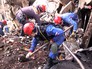 Сотрудники МЧС России на месте взрыва бытового газа в многоэтажном доме в Волгограде Сотрудники МЧС России на месте взрыва бытового газа в многоэтажном доме в Волгограде