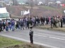 Украинские аграрии перекрыли дорогу Украинские аграрии перекрыли дорогу