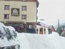 Активисты "Правого сектора" на турбазе в Закарпатье Активисты "Правого сектора" на турбазе в Закарпатье