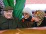 Народный артист СССР Олег Басилашвили, вдова режиссера Эльдара Рязанова Эмма, актриса Лия Ахеджакова на церемонии похорон Эльдара Рязанова Народный артист СССР Олег Басилашвили, вдова режиссера Эльдара Рязанова Эмма, актриса Лия Ахеджакова на церемонии похорон Эльдара Рязанова