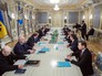 Президент Украины Петр Порошенко провел заседание Президент Украины Петр Порошенко провел заседание
