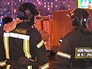 Пожарные на месте возгорания Пожарные на месте возгорания