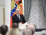 Президент России Владимир Путин выступает на церемонии вручения президентских премий для молодых учёных Президент России Владимир Путин выступает на церемонии вручения президентских премий для молодых учёных