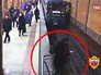 Женщина упала на рельсы на станции метро "Красносельская" Женщина упала на рельсы на станции метро "Красносельская"