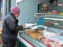Жители Украины на продуктовом рынке Жители Украины на продуктовом рынке