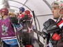 Хоккеисты на ледовой арене Хоккеисты на ледовой арене