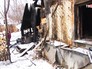 На месте пожара в жилом доме На месте пожара в жилом доме