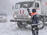 Работа спасателей МЧС во время снегопада Работа спасателей МЧС во время снегопада