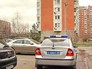 Машина полиции на месте происшествия Машина полиции на месте происшествия