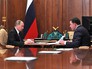 Президент России Владимир Путин и губернатор Свердловской области Евгений Куйвашев Президент России Владимир Путин и губернатор Свердловской области Евгений Куйвашев