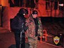 Ведут задержанного подозреваемого в стрельбе Ведут задержанного подозреваемого в стрельбе