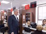 Сергей Собянин в центре государственных услуг "Мои документы" Сергей Собянин в центре государственных услуг "Мои документы"