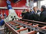 Дмитрий Медведев на производственном предприятии Дмитрий Медведев на производственном предприятии