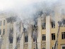 Пожарные тушат возгорание в здании Министерства обороны в Москве Пожарные тушат возгорание в здании Министерства обороны в Москве