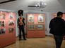 Посетитель на открытии выставки "Традиции кремлевского караула" Посетитель на открытии выставки "Традиции кремлевского караула"