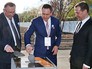 Дмитрий Медведев принял участие в церемонии закладки первого камня в основание завода по производству высоковольтных электродвигателей АО "Русские электрические двигатели" Дмитрий Медведев принял участие в церемонии закладки первого камня в основание завода по производству высоковольтных электродвигателей АО "Русские электрические двигатели"