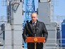 Президент России Владимир Путин выступает на космодроме "Восточный" Президент России Владимир Путин выступает на космодроме "Восточный"