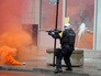 Столкновения демонстрантов с полицией в Европе Столкновения демонстрантов с полицией в Европе