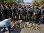 Кордон полиции около Дома профсоюзов в Одессе Кордон полиции около Дома профсоюзов в Одессе