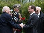 Председатель правительства РФ Дмитрий Медведев во время встречи с ветеранами Великой Отечественной войны Председатель правительства РФ Дмитрий Медведев во время встречи с ветеранами Великой Отечественной войны