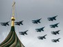 Истребители-бомбардировщики Су-34 и многоцелевые истребители Су-30 СМ на тренировке групп парадного строя авиации к параду Победы Истребители-бомбардировщики Су-34 и многоцелевые истребители Су-30 СМ на тренировке групп парадного строя авиации к параду Победы