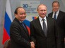 Президент России Владимир Путин и премьер-министр республики Вьетнам Нгуен Суан Фук Президент России Владимир Путин и премьер-министр республики Вьетнам Нгуен Суан Фук
