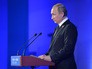 Президент России Владимир Путин выступает на торжественном приеме в честь глав делегаций - участников саммита Россия — АСЕАН Президент России Владимир Путин выступает на торжественном приеме в честь глав делегаций - участников саммита Россия — АСЕАН
