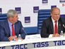 Иван Мельников и Геннадий Зюганов Иван Мельников и Геннадий Зюганов