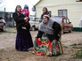 Жители поселка Плеханово Тульской области, где согласно решению суда начался снос незаконных построек Жители поселка Плеханово Тульской области, где согласно решению суда начался снос незаконных построек