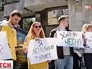 Митинг у здания французского посольства на Украине Митинг у здания французского посольства на Украине