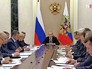 Владимир Путин на заседании Владимир Путин на заседании