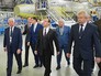 Дмитрий Медведев во время посещения Иркутского авиационного завода корпорации "Иркут" Дмитрий Медведев во время посещения Иркутского авиационного завода корпорации "Иркут"