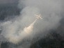 Противопожарный самолет-амфибия Бе-200 во время тушения пожара Противопожарный самолет-амфибия Бе-200 во время тушения пожара