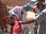 Военные врачи осматривают жителей Сирии Военные врачи осматривают жителей Сирии