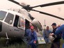 Спасатели МЧС во время поисково-спасательной операции Спасатели МЧС во время поисково-спасательной операции