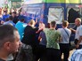 Жители Украины перекрыли дорогу Жители Украины перекрыли дорогу