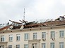 Ураган сорвал крушу с дома Ураган сорвал крушу с дома