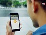 Люди играющие в Pokemon GO Люди играющие в Pokemon GO