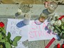 Цветы и свечи у посольства Франции в Москве в память о погибших при теракте в Ницце Цветы и свечи у посольства Франции в Москве в память о погибших при теракте в Ницце