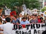 Противники политики Дональда Трампа Противники политики Дональда Трампа