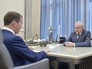 Председатель правительства РФ Дмитрий Медведев и новый руководитель Федеральной таможенной службы (ФТС) Владимир Булавин во время встречи Председатель правительства РФ Дмитрий Медведев и новый руководитель Федеральной таможенной службы (ФТС) Владимир Булавин во время встречи